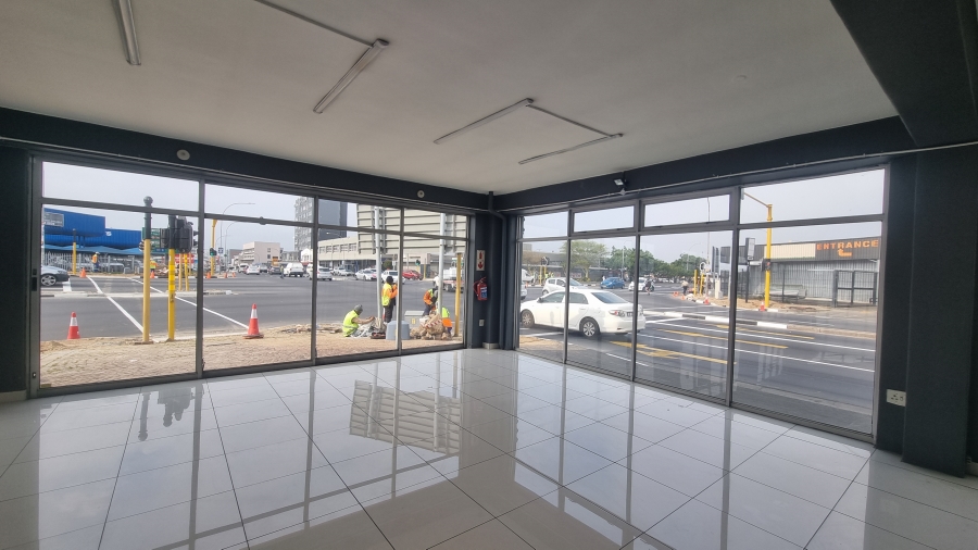 To Let Commercial Property for Rent in Goodwood Central Western Cape